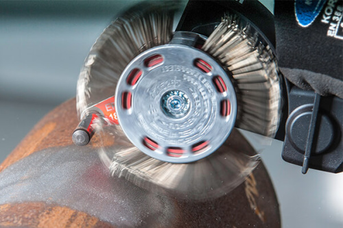 Щеточный инструмент с электрическим приводом BRISTLE BLASTER® ELECTRIC